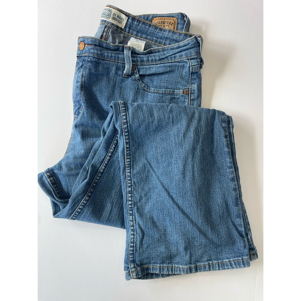 Signature Levi‎ Strauss Womens 14 Short Bootcut Jeans At Waist Medium Wash 34x29